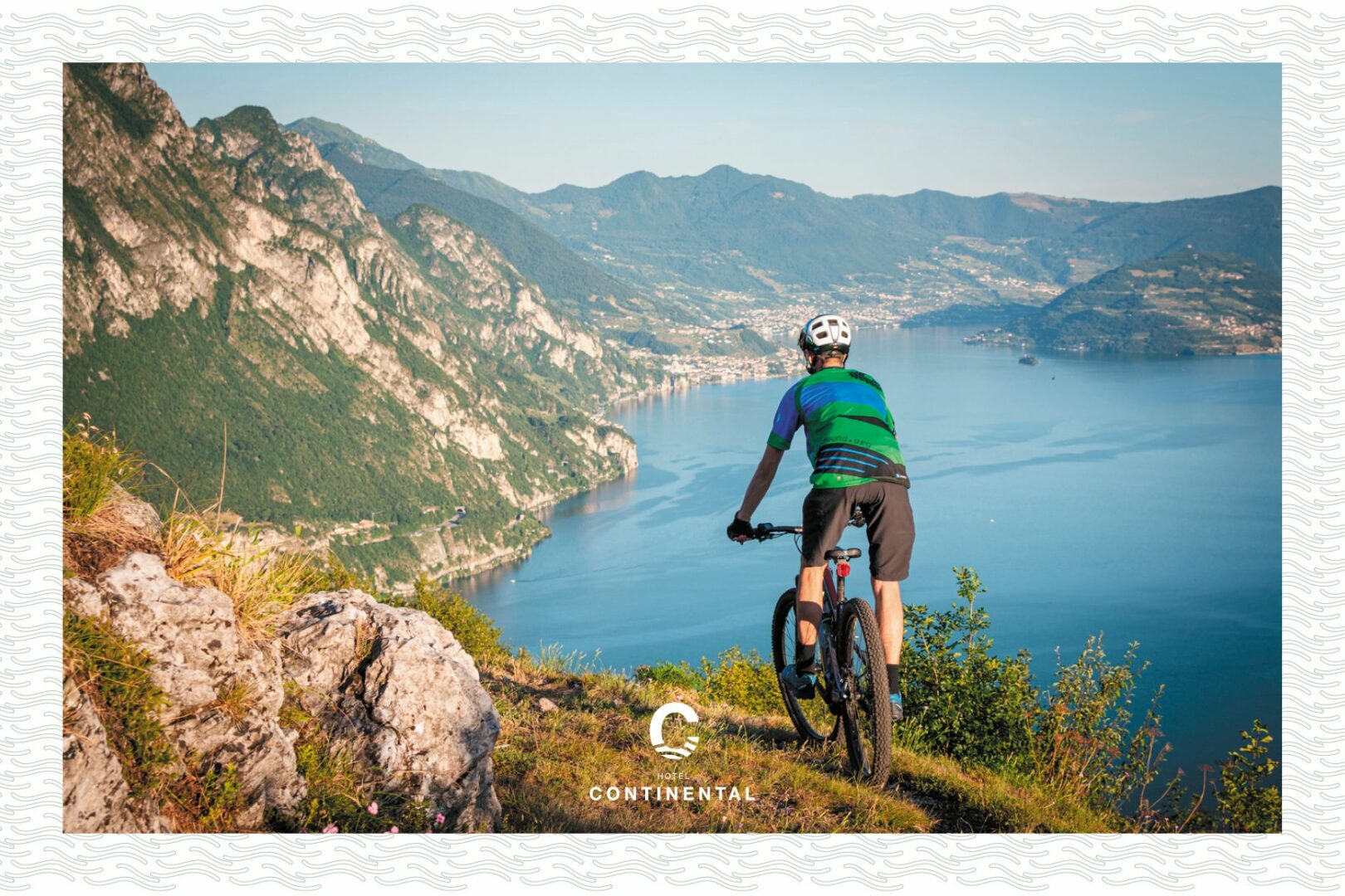 In mountain bike sul lago di Iseo